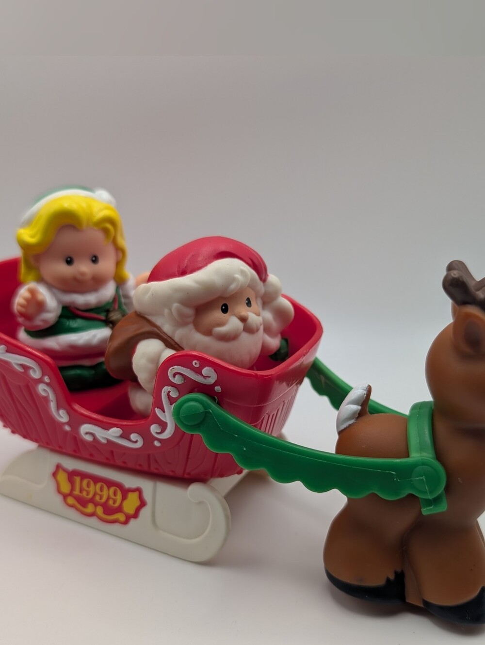 Fisher-Price Little People Vintage 1999 Santa Sleigh Reindeer Elf Set